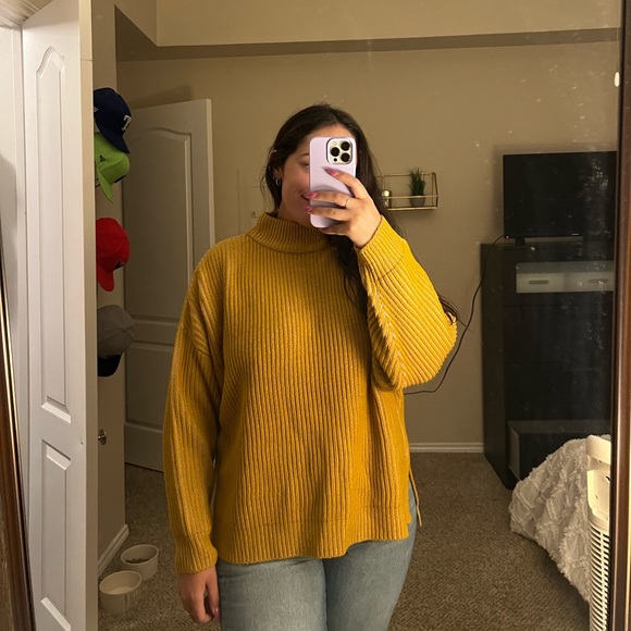 SOLD ✨ - Picture 4 of 11